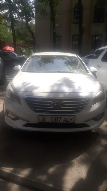 продам срочно машину: Hyundai Sonata: 2015 г., 2 л, Автоматтык, Газ, Седан