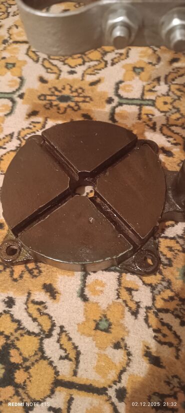 Другие инструменты: Продаю инструменты:Точило, двигатель на 220 в,180 вт,2800 оборотов — 13