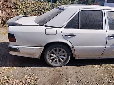 мерседс 124: Mercedes-Benz W124: 1986 г., 2.9 л, Механика, Дизель, Седан — 6