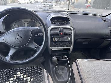 mini copper: Mitsubishi Carisma: 2002 г., Механика, Седан — 3