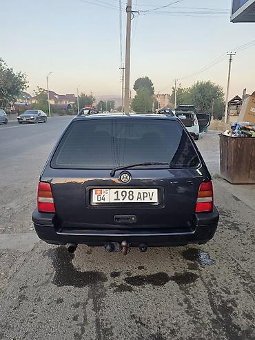 авто унаа сатылат: Volkswagen Golf: 1993 г., 1.8 л, Кол менен иштөөчү, Бензин, Универсал — 4