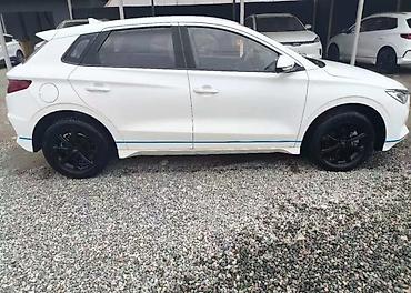 BYD: BYD E2: 2021 г., 0.1 л, Электромобиль, Хэтчбэк — 3