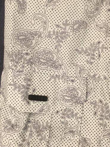 Köynəklər: ZİLLİ. Brendindən Bəylər üçün Təmiz Pambiqdan Saroçkalar.Türkiyədən — 10