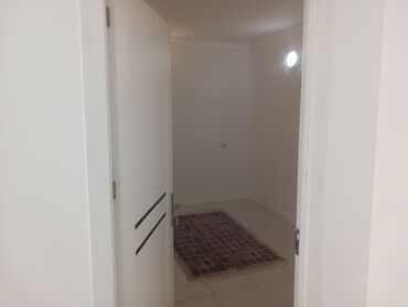 Kommersiya daşınmaz əmlakının satışı: Xırdalan AAAF parkda obyekt ful temirli 2 otağlı kiçik metbextli — 24