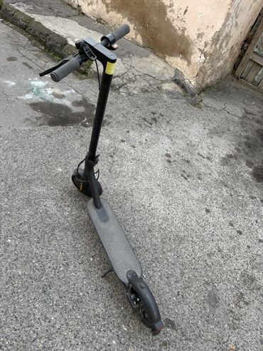Elektrikli samokatlar: Elektrik skuter – qatlana bilən, şəhərdaxili gediş üçün rahat model — 1