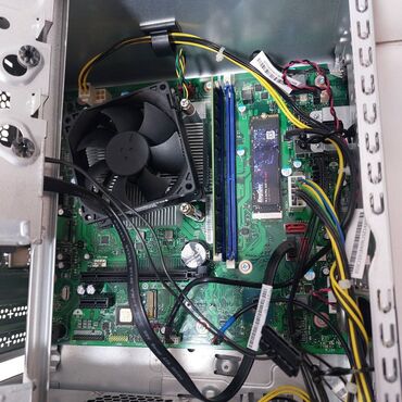 Masaüstü kompüterlər və iş stansiyaları: Masaüstü Kompüter "DDR4 B460 1200 Lenovo Core i3 10100” Dekabr ayının -da lalafo.az — 12 Masaüstü kompüterlər və iş stansiyaları: Masaüstü Kompüter "DDR4 B460 1200 Lenovo Core i3 10100” Dekabr ayının — 12