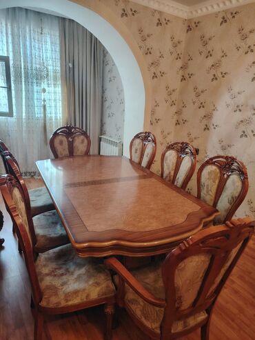 Mətbəx mebeli: Qonaq otağı üçün, İşlənmiş, Açılan, Oval masa, 8 stul