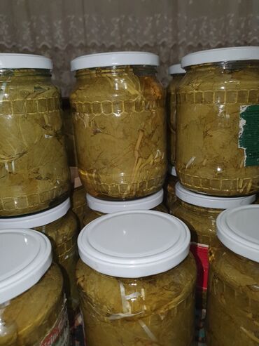 Digər qida məhsulları: Yarpaq . Ağ üzüm yarpağıdır. İncə, kövrək yarpaqdır.Dolması çox — 9