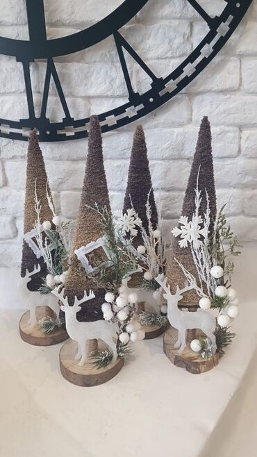 Oyuncaqlar: Hər nov oyuncaqlarin satisi, qiymətlər munasibdir, qiymət şərti olaraq — 5