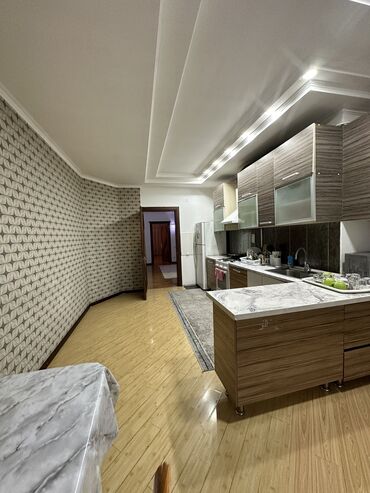 Долгосрочная аренда квартир: 4 комнаты, Агентство недвижимости, Без подселения, С мебелью полностью — 5