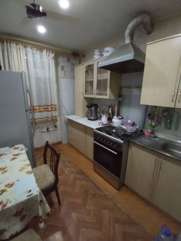 Köhnə tikili: Bakı, 3 otaqlı, Köhnə tikili, m. Xətai, 80 kv. m — 12