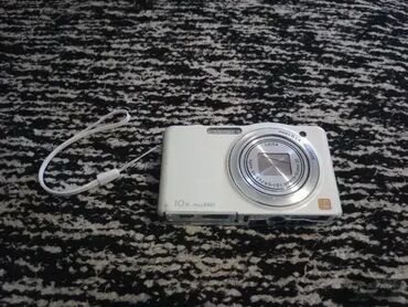 Fotoaparati: 1. Panasonic DMC TZ6 potpuno ispravan sa baterijom 2. Panasonic DMC na lalafo.rs — 11 Fotoaparati: 1. Panasonic DMC TZ6 potpuno ispravan sa baterijom 2. Panasonic DMC — 11