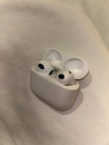 airpods qulaqciq: Б/у Беспроводные (Bluetooth) Наушники, Apple, цвет - Белый