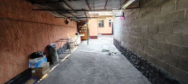 Склады и мастерские: Продаётся дом участок навесом в Свердловском районе (ориентиры: Жибек — 4