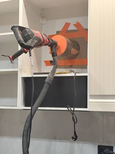 Установка вытяжек и вентиляции: Установка вентиляции приточной клапана вытяжки сверлим чисто без грязи — 15