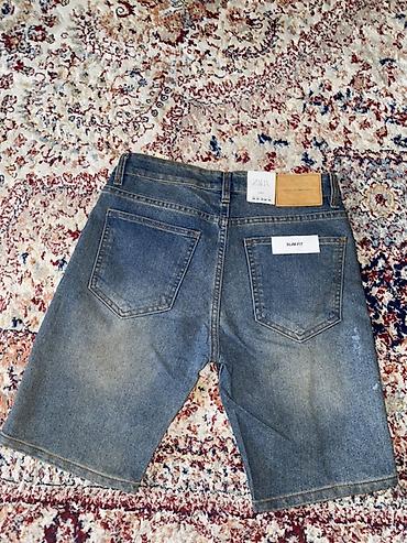 Джинсовые шорты ZARA - Модель: Slim Fit (указано на ярлыке) - at lalafo.kg Джинсовые шорты ZARA - Модель: Slim Fit (указано на ярлыке) -
