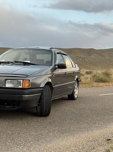 gac i60: Volkswagen Passat: 1991 г., 2 л, Механика, Бензин, Седан — 5