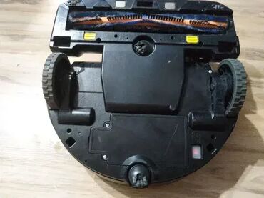 Robot usisivači: Nemam bazu I punjac. Prodaje se kao neispitan na lalafo.rs — 14 Robot usisivači: Nemam bazu I punjac. Prodaje se kao neispitan — 14