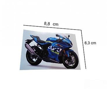 dm tapi: Suzuki gsxr motor - nalepnica - 820 📌 opis: samolepljiva nalepnica — 1