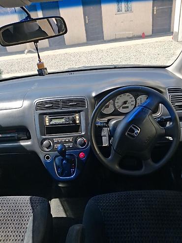 2001: Honda Stream: 2001 г., 1.7 л, Автомат, Минивэн — 7