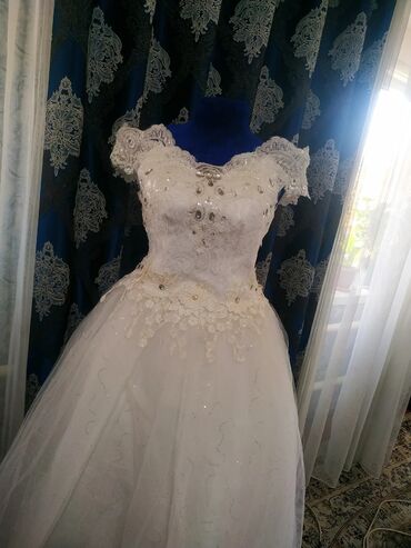 Вечерние платья: Новые,шикарные свадебные платья по низким ценам в живую они просто — 13