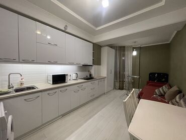 квартиры в оше на час: 1 комната, 50 м², Элитка, 3 этаж, Евроремонт