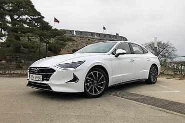 хендаи боён: Hyundai Sonata: 2020 г., Газ — 1