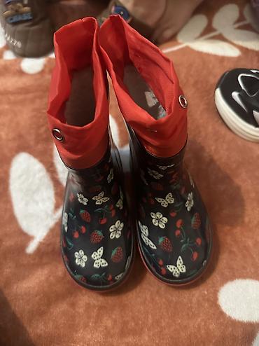 Детская обувь: Продаю кроссовки на мальчика в идеальном состоянии Черные 27р 600 сом — 9