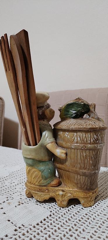 Figure: Prodaju se zajedno ili odvojeno. Drzac za salvete za 1000 dinara, od — 6