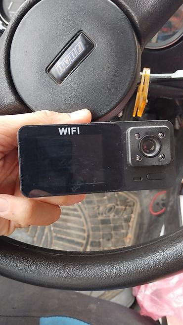 kamera video: Video qeydiyyatci wifi ve gps funksiyasida var 
Sureti gosterir — 2