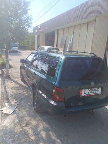 Volkswagen: Volkswagen Golf Variant: 1993 г., Механика, Бензин, Универсал — 4