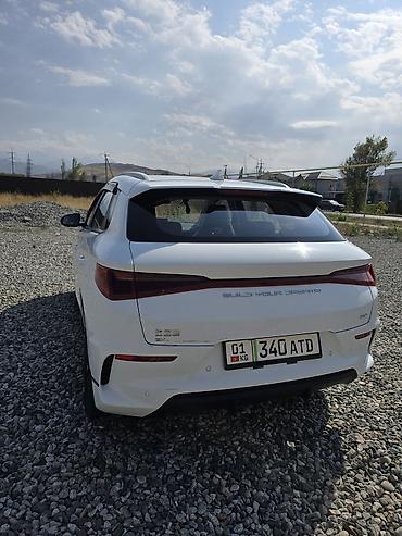 12000: BYD E2: 2024 г., Электромобиль — 8