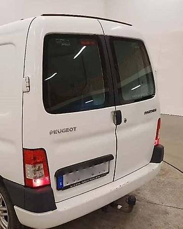 snaga osiguraca: GEPEK VRATA ZA PEUGEOT PARTNER OD 2005. DO 2010. GOD. | Gepek vrata — 1