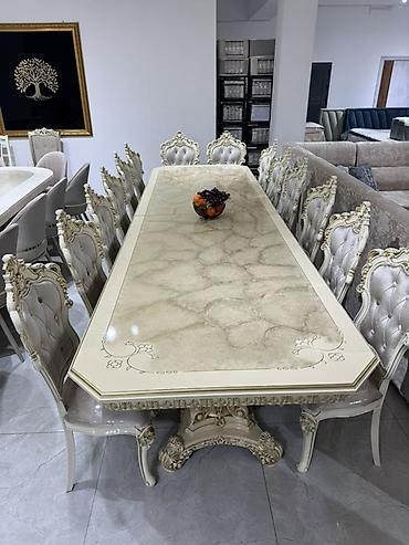 table study: Роскошный обеденный гарнитур в классическом стиле. Состав: - — 4