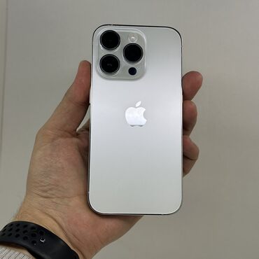 Apple iPhone: IPhone 14 Pro, Б/у, 128 ГБ, Серебристый, 88 %