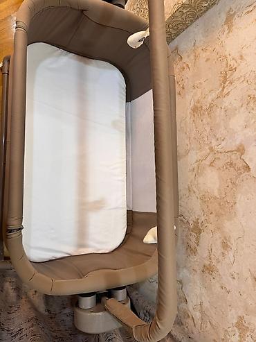 Mebel: Oğlan və qız üçün, İşlənmiş, Dördbucaq, Beşik, Dəstsiz, Matras ilə, Yellənmə mexanizmi ilə — 4