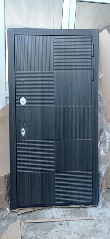 Giriş qapıları: Mənzil üçün Yeni Giriş qapısı 90x200 sm Zamok ilə, Pulsuz quraşdırma, Pulsuz çatdırılma — 3