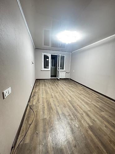 квартира прадаж: 3 комнаты, 58 м², 6 мкр 104 серия, 2 этаж, Старый ремонт — 6