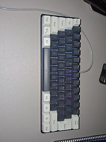 macbook pro: Kompakt RGB işıqlı mexaniki klaviatura - 60% lay-out: ox blokusuz — 10
