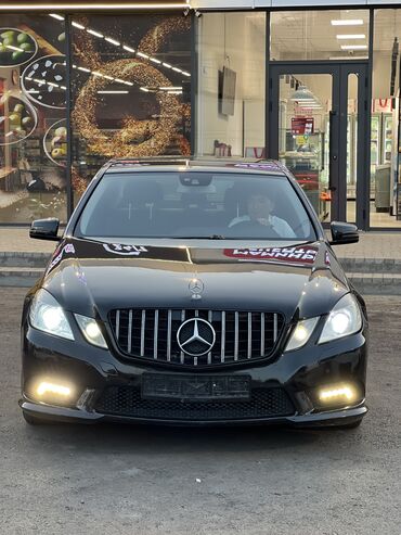 Mercedes-Benz E-Class: 2010 г., 3 л, Автомат, Бензин, Седан