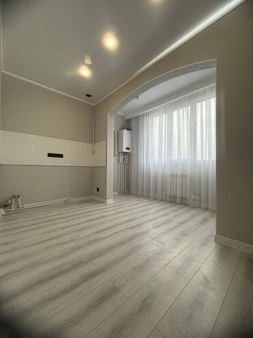 квартира с подселением для семейных: 🏡 1-комнатная квартира переделанная в 2-комнатную! 📍 Адрес: г