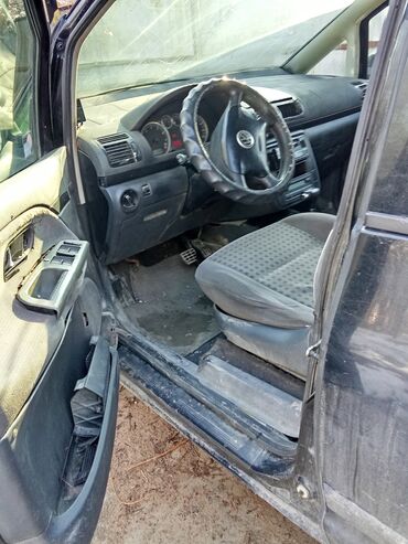 Volkswagen: Volkswagen Sharan: 2001 г., 2.4 л, Автомат, Бензин, Минивэн — 10