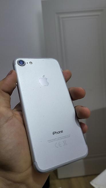 iphone qusar: IPhone 7, 128 GB, Gümüşü — 1