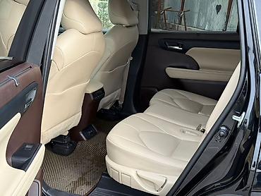 Toyota: Toyota Highlander: 2021 г., 3.5 л, Автомат, Бензин, Внедорожник — 9