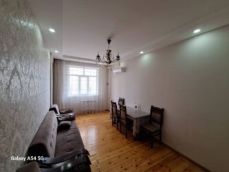 Uzunmüddətli kirayə mənzillər: Yeni Yasamalda📍tam temirli 3 otaqli menzil kiraye verilir Menzil 20 — 4