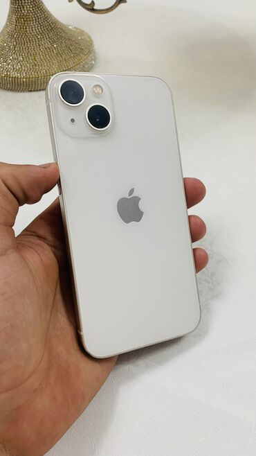 Apple iPhone: IPhone 13, 256 ГБ, Белый, Зарядное устройство, Защитное стекло, Кабель, 89 %