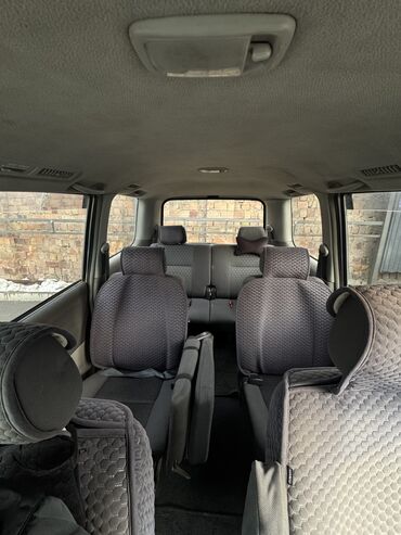 Toyota: Toyota Voxy: 2002 г., 2 л, Автомат, Бензин, Минивэн — 9