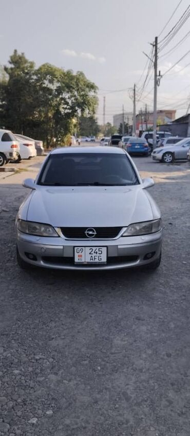 продаю опел вектра: Opel Vectra: 2001 г., 1.6 л, Автомат, Бензин, Хэтчбэк