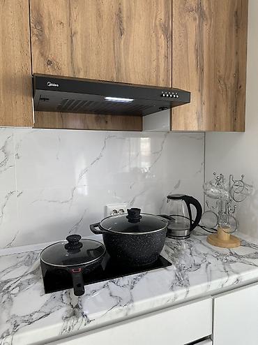 2 rooms: 3 комнаты, 57 м², 2 этаж, Евроремонт — 5