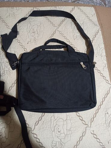 İdman çantaları: Məktəb və idman üçün cantalar biri 5 manata çantaların hamısı yaxşı — 9